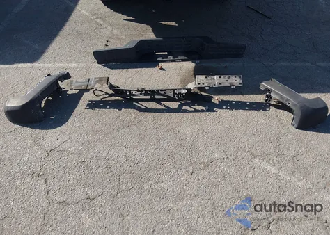 2021 Toyota Tacoma Sr5 V6 z USA, uszkodzony, nr VIN 3TMAZ5CN6MM144458